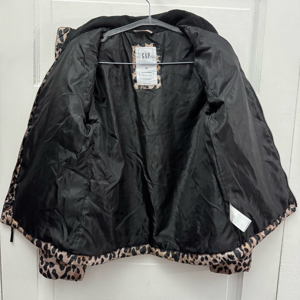 GAP Leopard Print Puffer Jacket ColdControl Quilt… - image 5